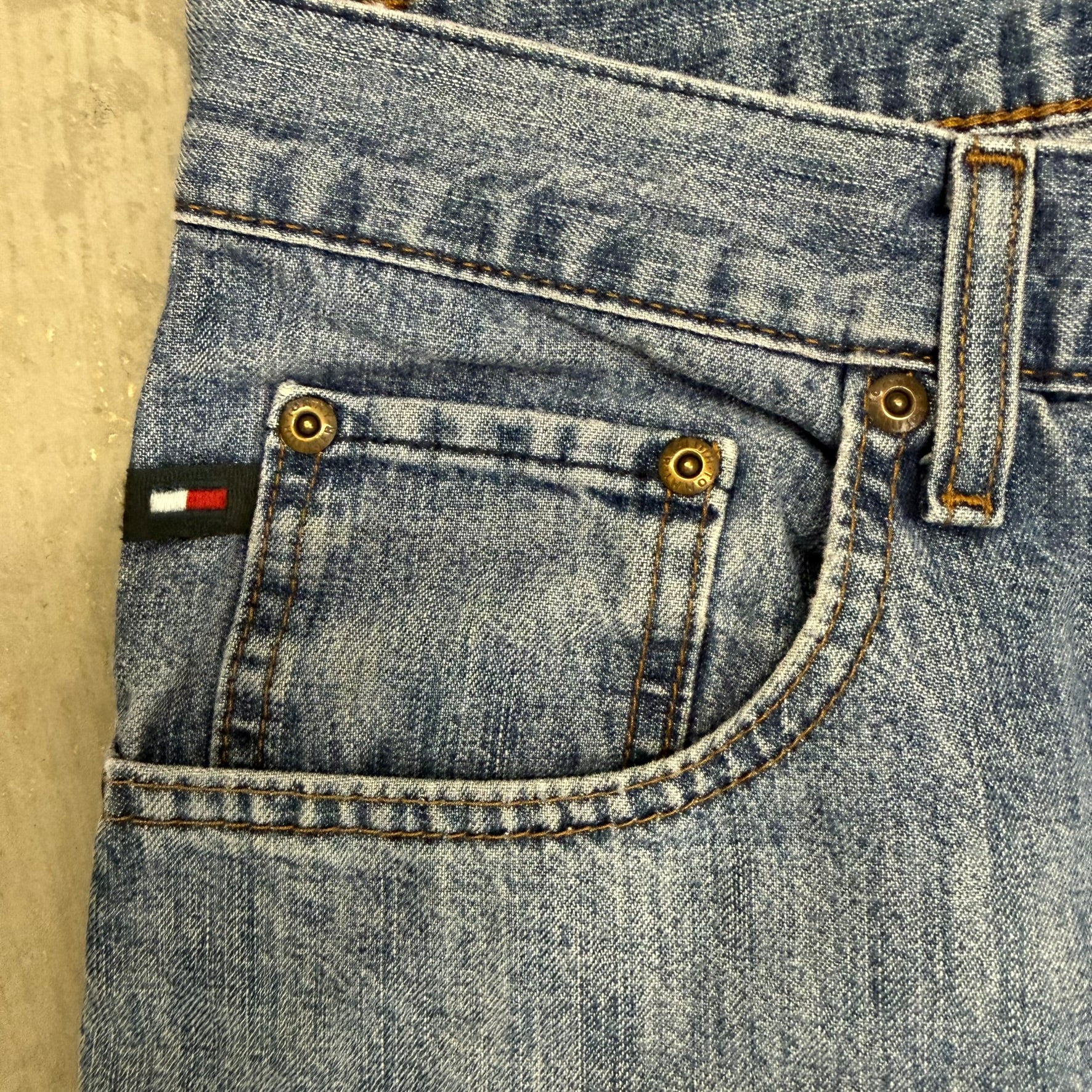 J- Vintage Tommy Hilfiger Straight Leg Jeans - 34x32