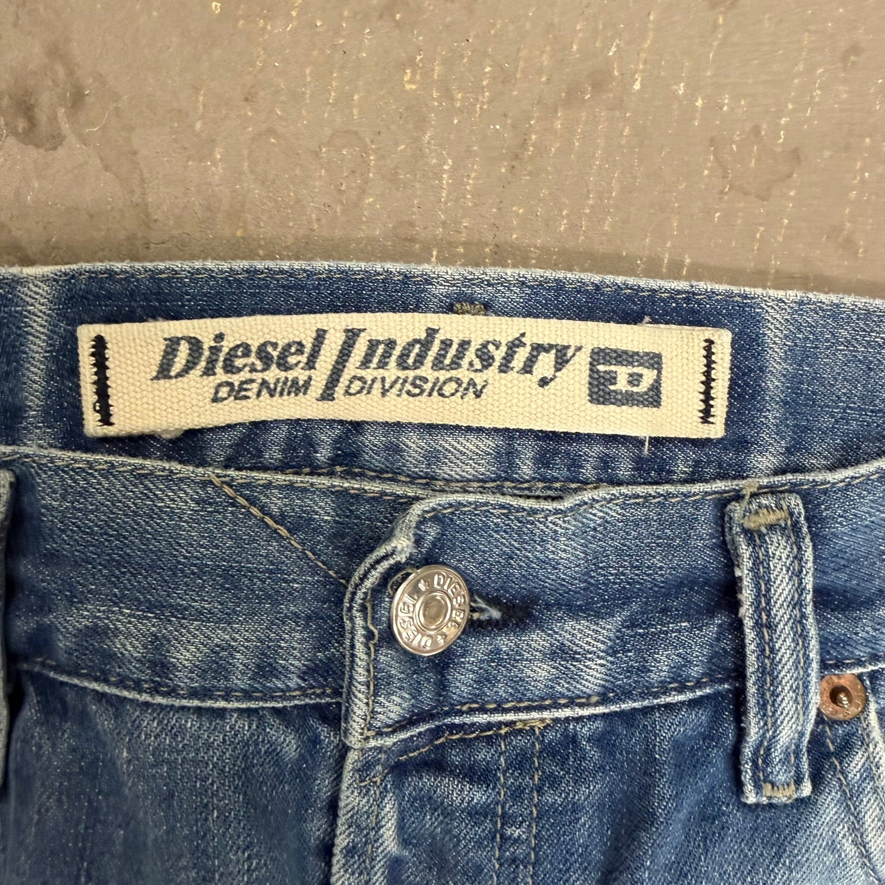 J- Vintage Diesel Industry Denim Straight Leg Jeans - 33w