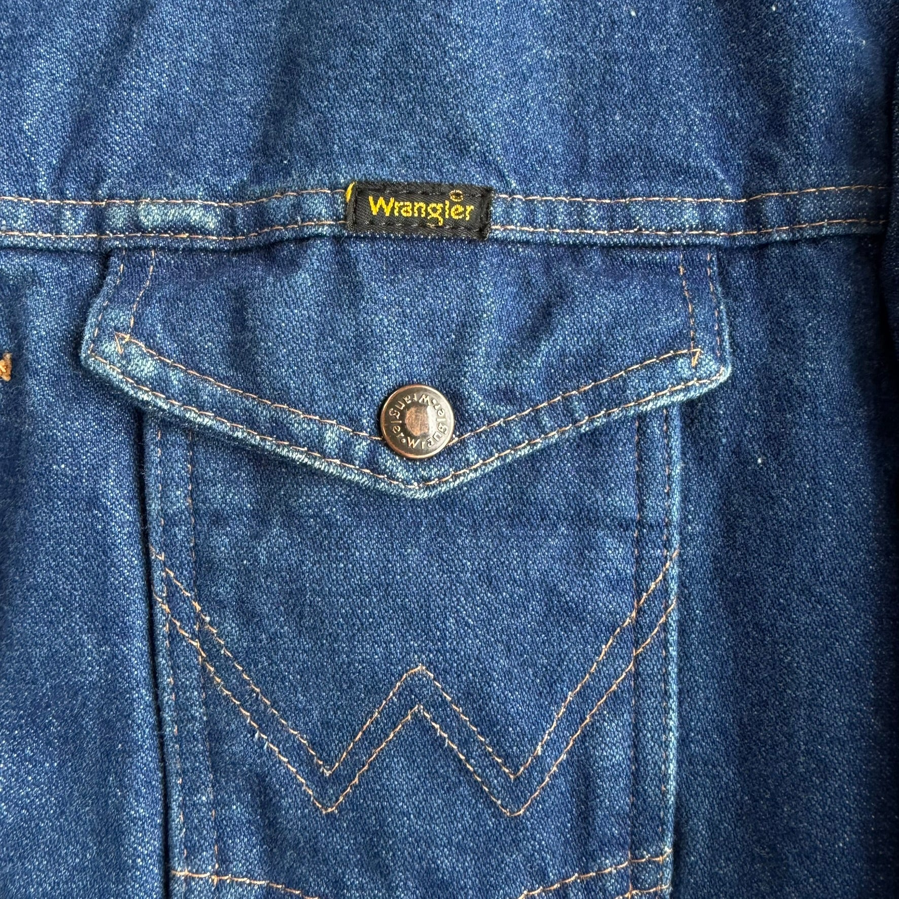 J- Vintage Wrangler Western Blanket Lined Denim Jacket - 44L (fits XL)