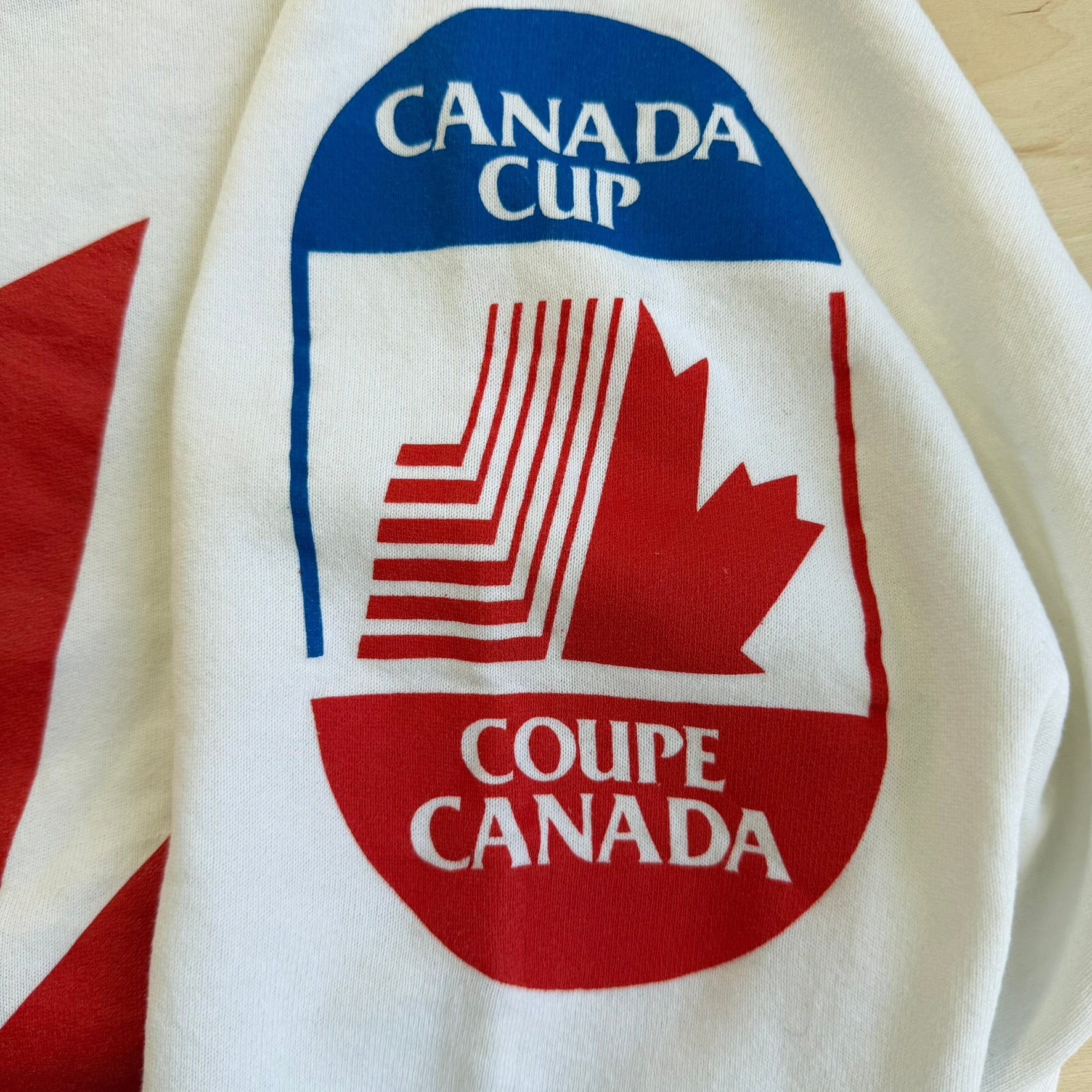 J- Vintage Canada Cub September Summit Members Only Graphic Crewneck - XL