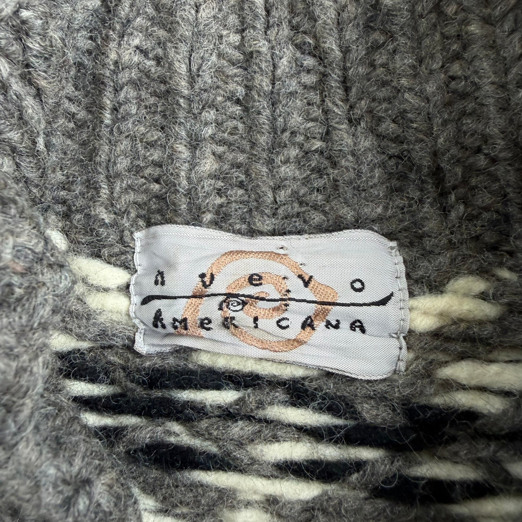 J- Vintage Nuevo Americana Henley Wool Knit Sweater - L