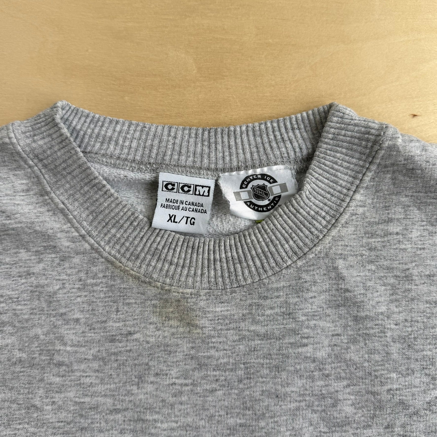 J- Vintage Ottawa Senator NHL Embroidered Logo Made In Canada Crewneck - XL