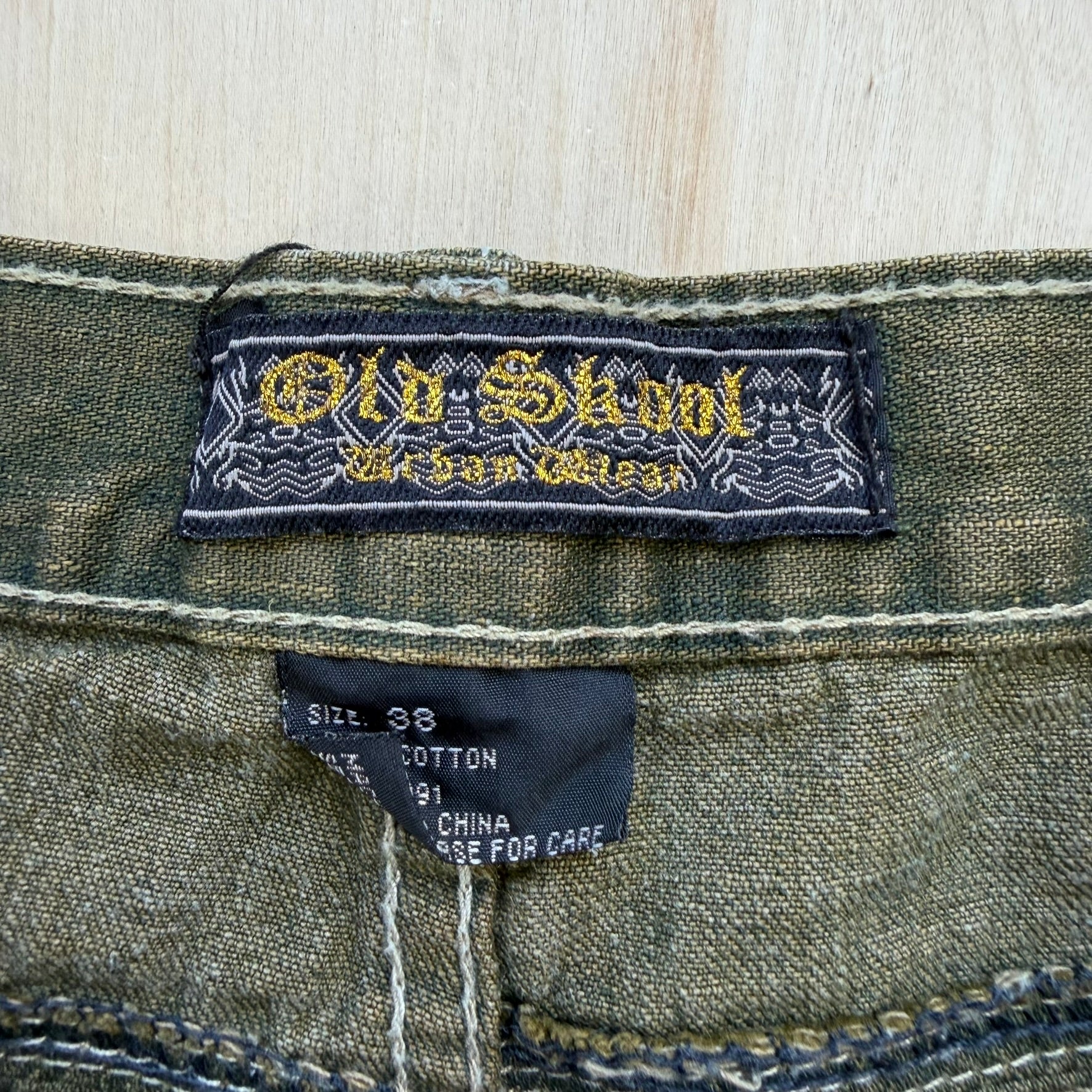 J- Vintage Old Skool Urban Wear Baggy Jorts - 38 waist 15 inseam
