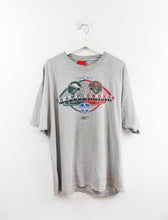 Load image into Gallery viewer, Vintage NFL 2002 Eagles Vs Buccaneers NFC Game Tee
