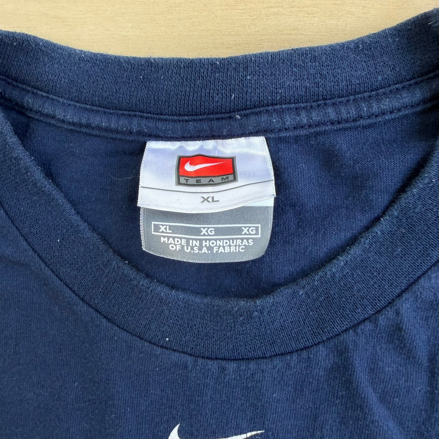 J- Vintage '04 Boston Red Sox MLB Nike World Series Champions Text & Logo Tee - XL