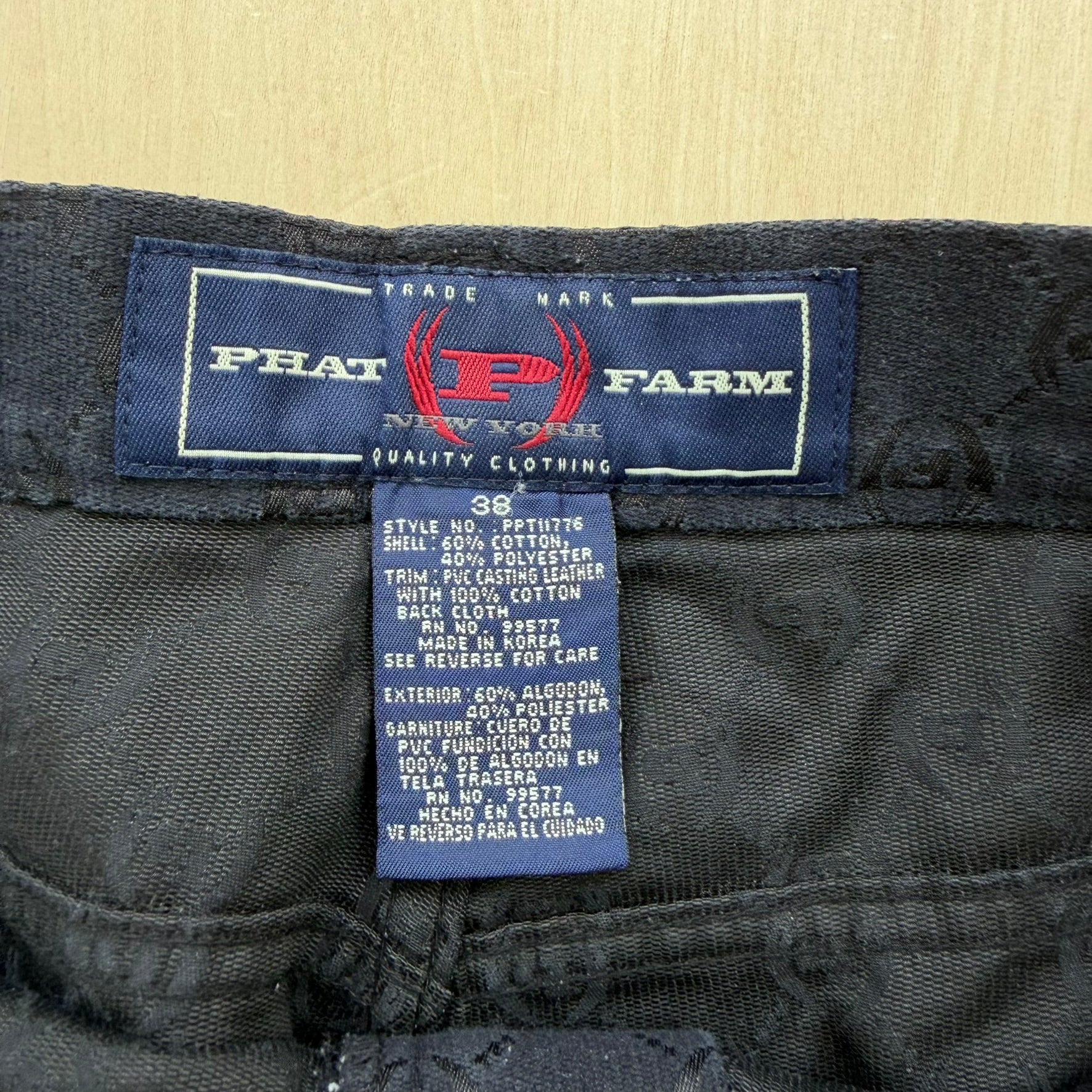 J- Vintage Phat Farm New York Carpenter Jorts - 38 waist 11 inseam
