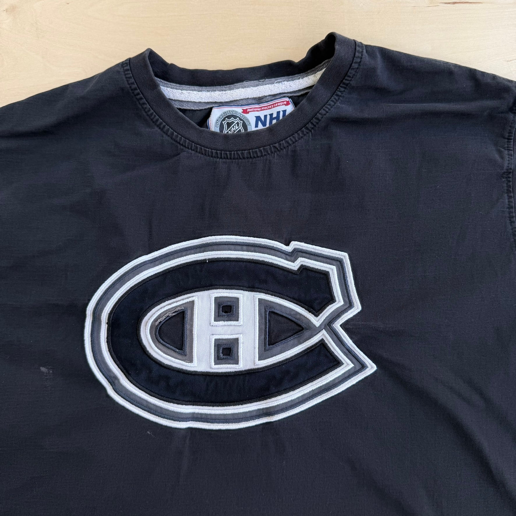 J- Vintage Montreal Canadiens NHL Embroidered Blacked Out Logo Graphic Tee - XL