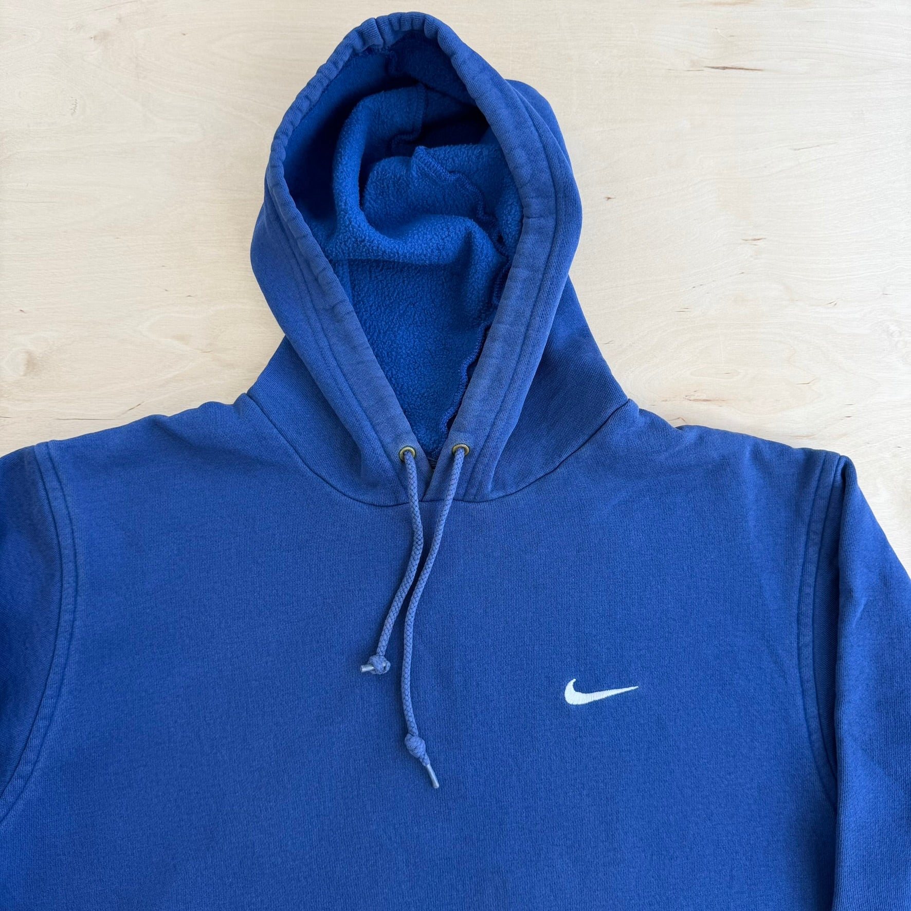 J- Vintage Nike Embroidered Swoosh Made In Canada Blue Hoodie - M