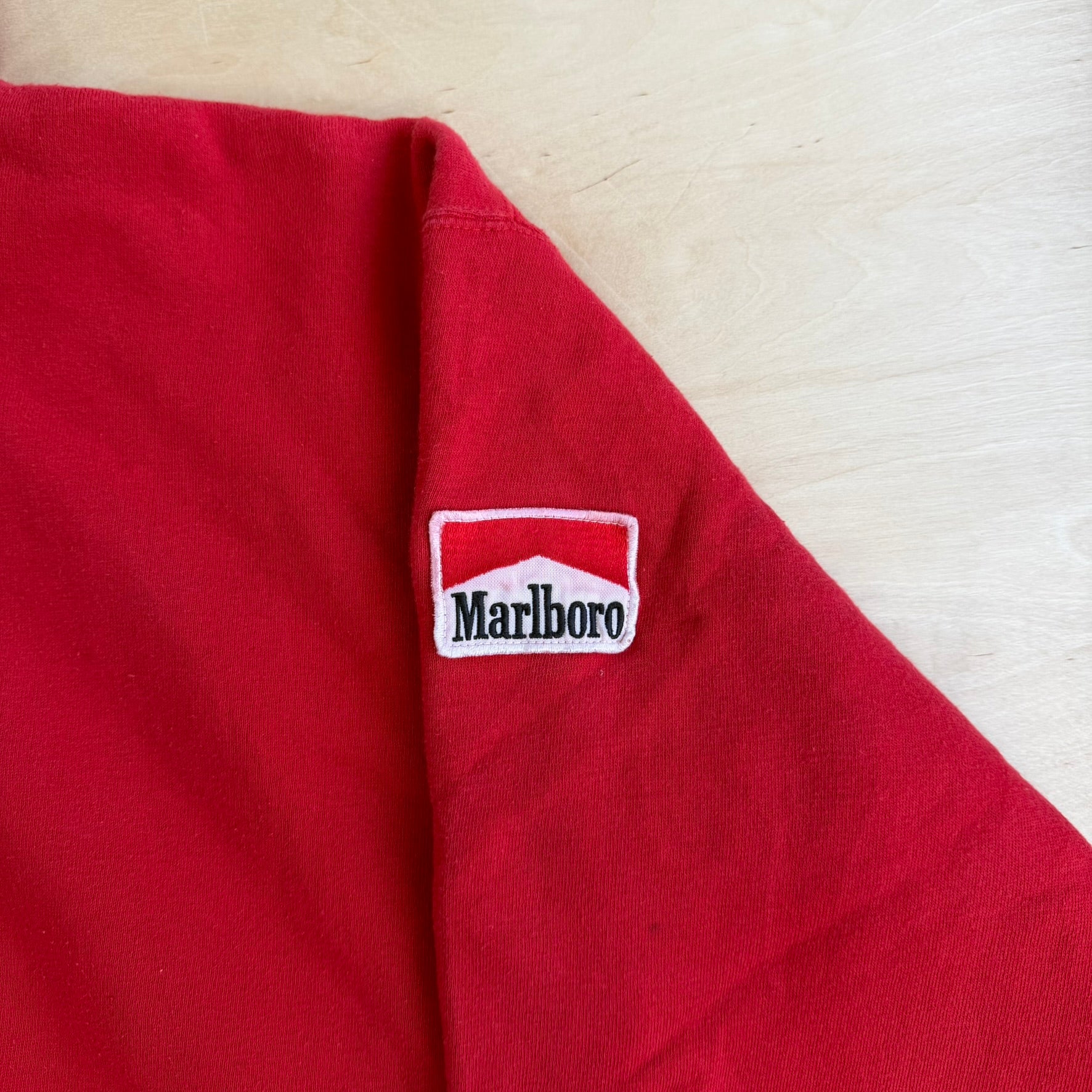 J- Vintage 90s Marlboro Country Store Embroidered Logo Hoodie - XL