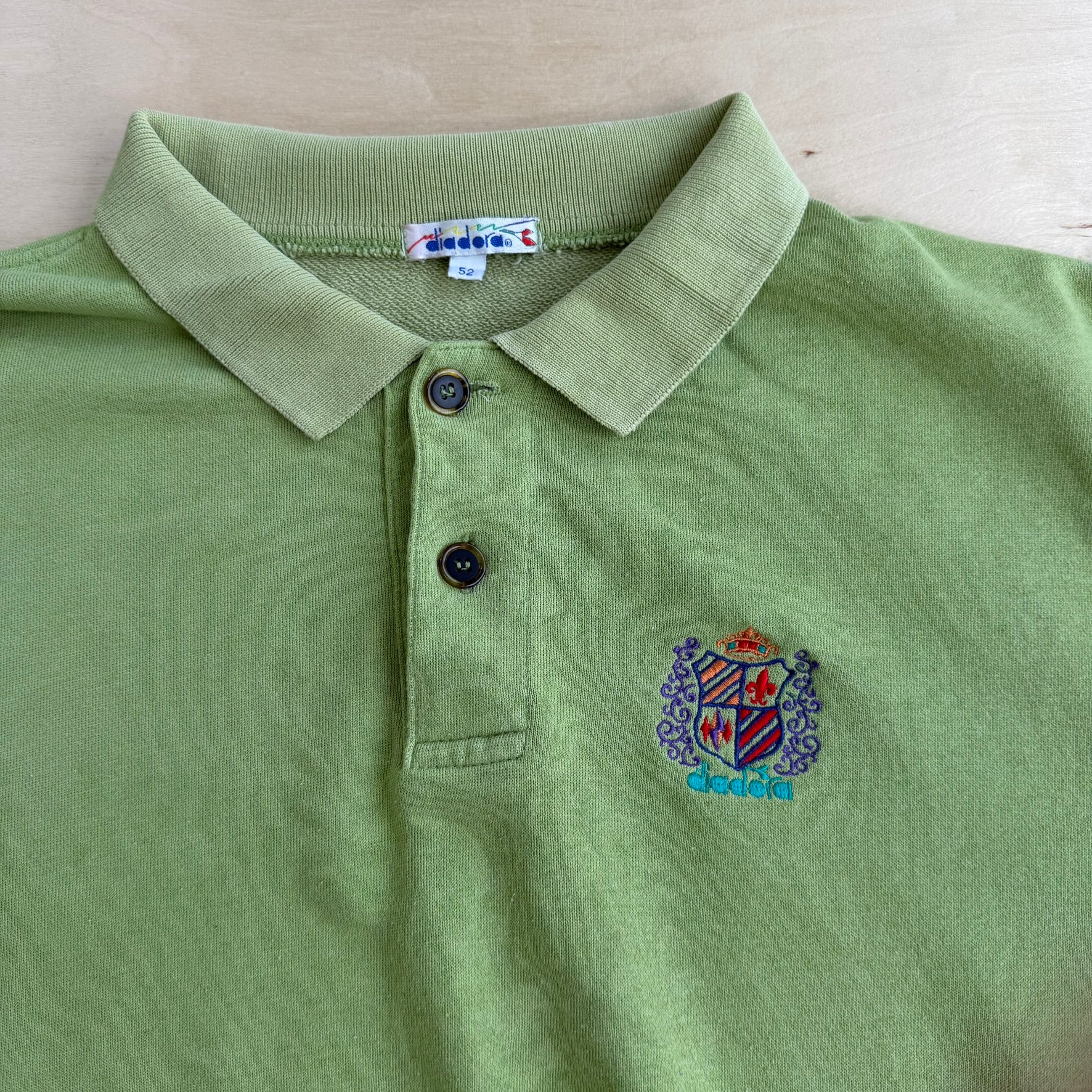 J- Vintage 90s Diadora Embroidered Crest Henley Crewneck - 52 (fits M)