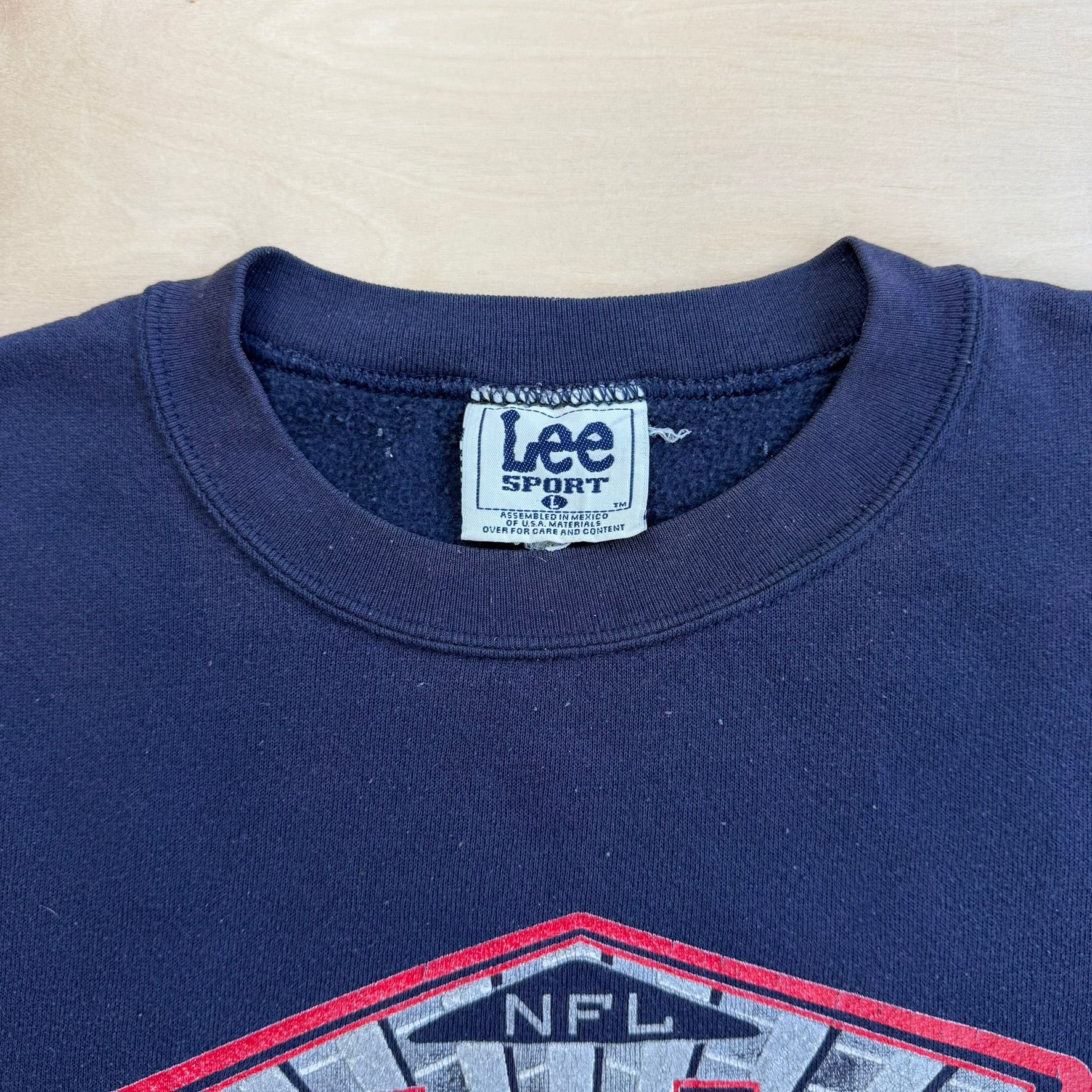 J- Vintage Buffalo Bills NFL Lee Graphic Crewneck - L (fits XL)