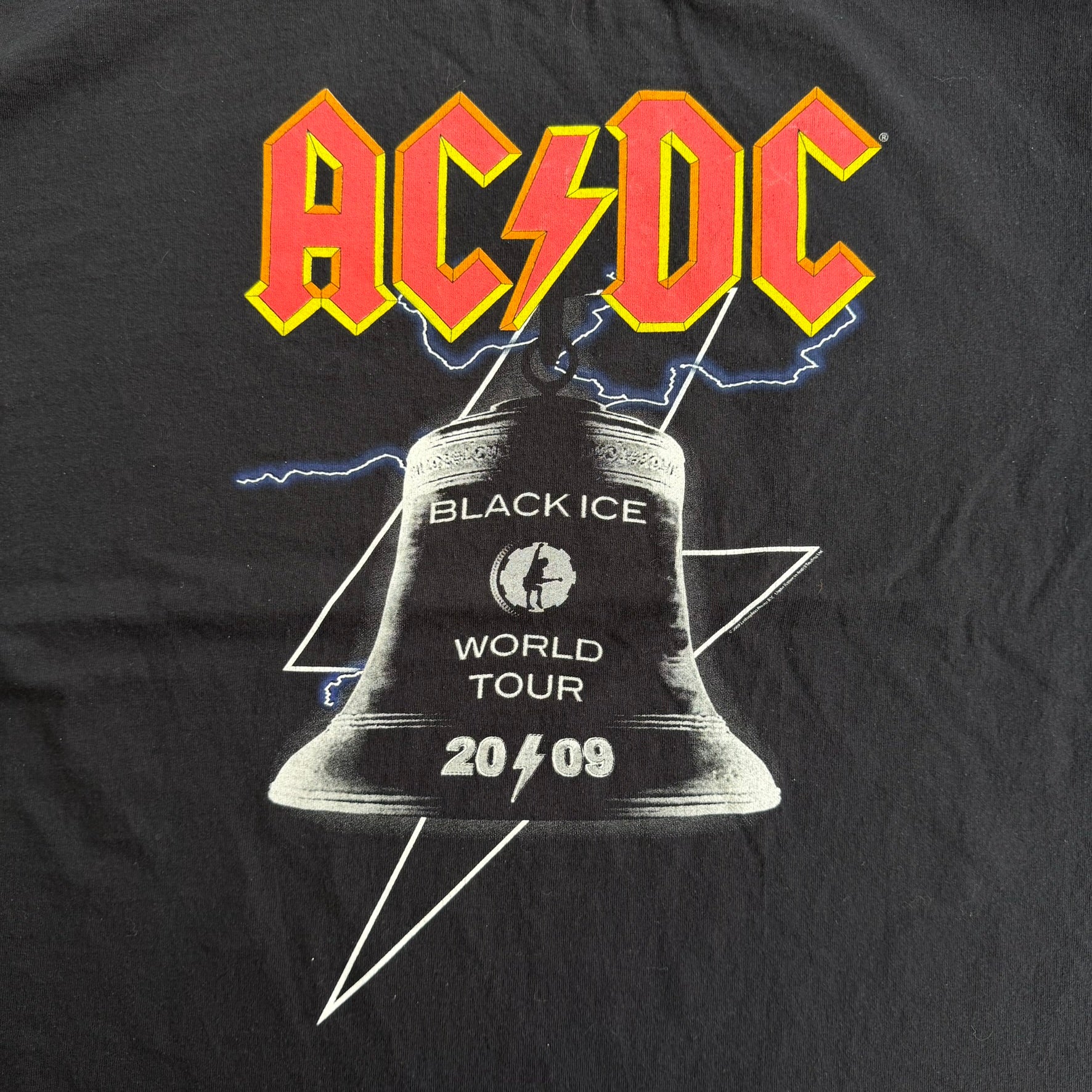 J- Vintage '09 AC/DC Black Ice World Tour Graphic Tee - XL