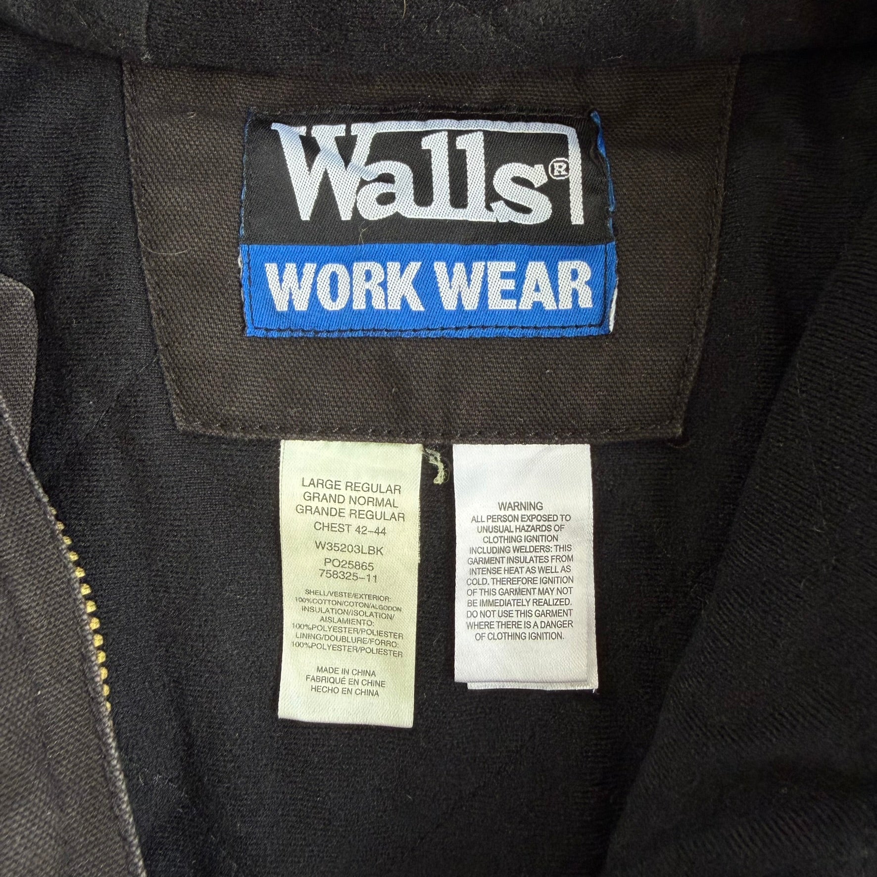 J- Vintage Walls Quilt Blanket Lined Faded Black Canvas Hooded Work Jacket - L