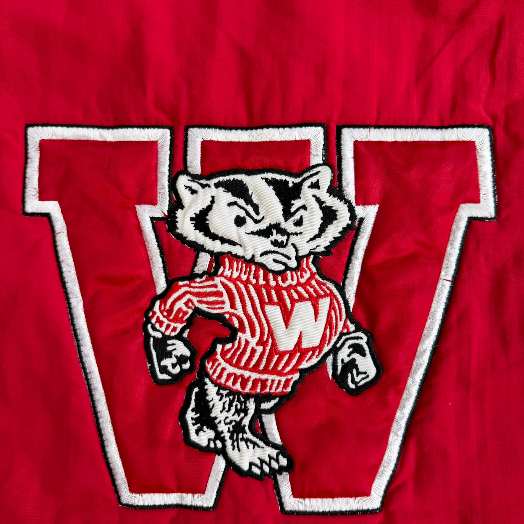J- Vintage University Of Wisconsin Badgers Chenille Emb Logo Made In USA Winter Bomber Jacket - XL