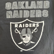 J- Vintage '95 Oakland Raiders NFL Logo Graphic Single Stitch Jersey Style Tee - L