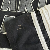 J- Vintage '95 Oakland Raiders NFL Logo Graphic Single Stitch Jersey Style Tee - L
