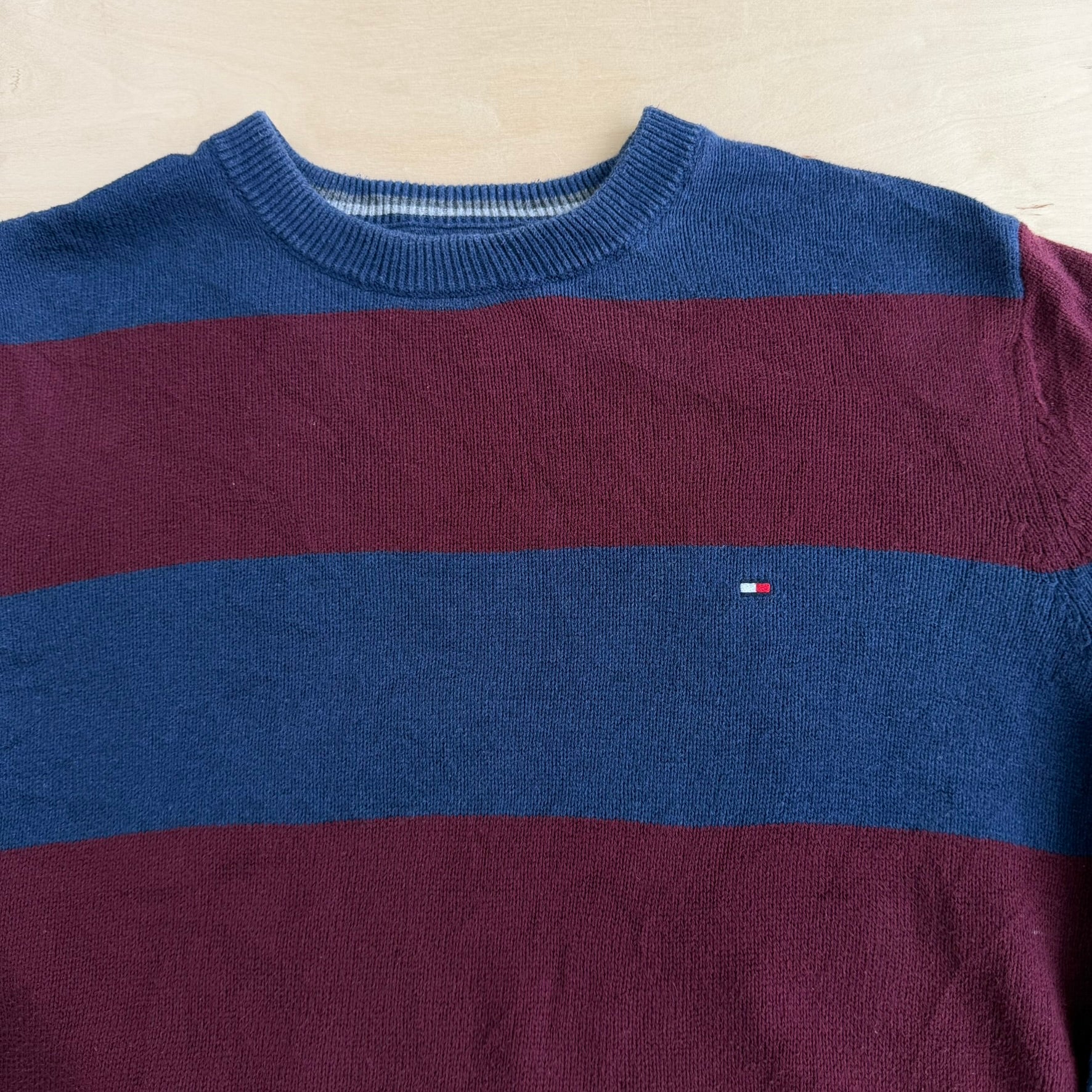 J- Vintage Tommy Hilfiger Embroidered Logo Navy/Maroon Striped Knit Sweater - M