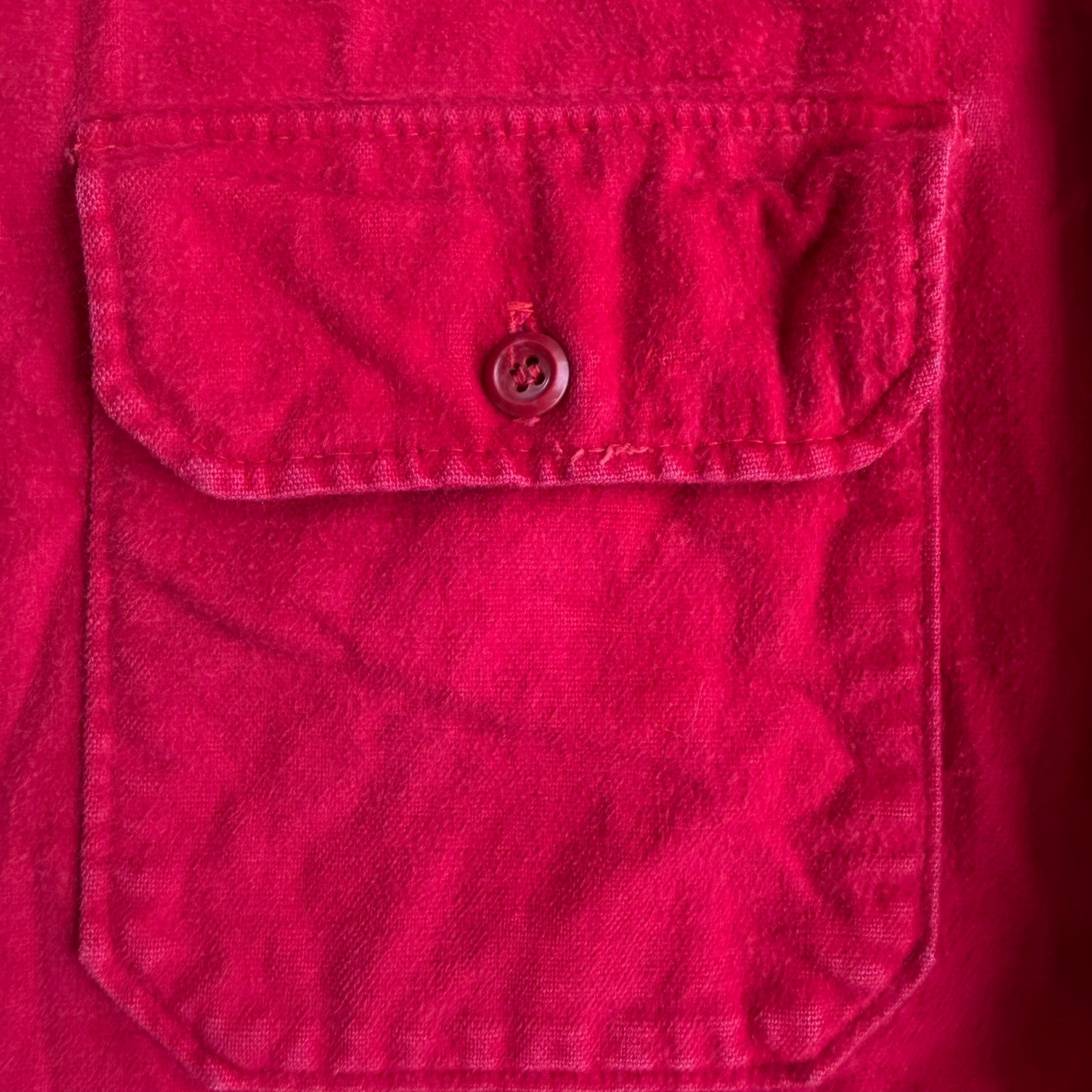 J- Vintage Woolrich Chamois Cloth Red Button Down Shirt - L