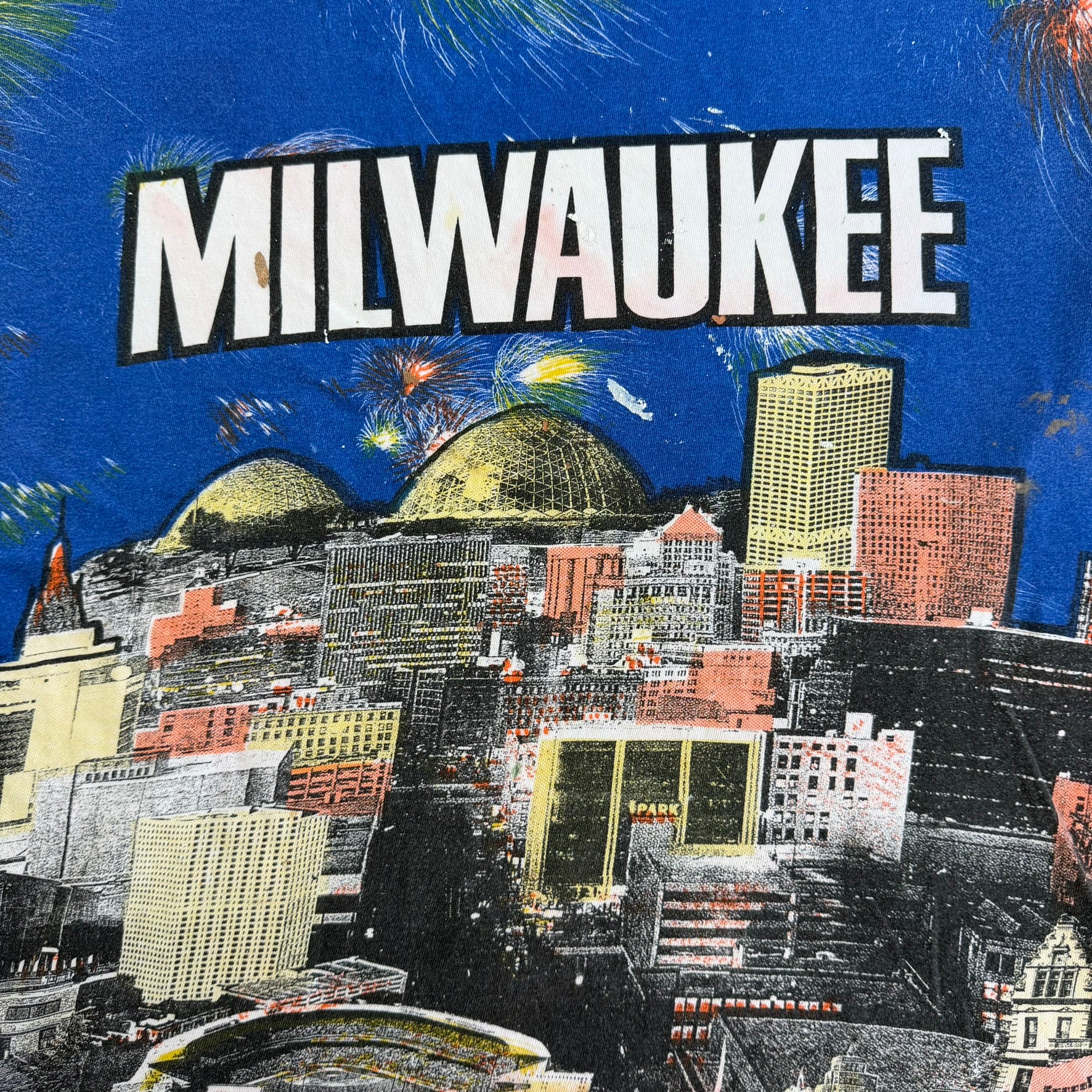 J- Vintage Milwaukee Cityscape All Over Print Single Stitch Tee - XL
