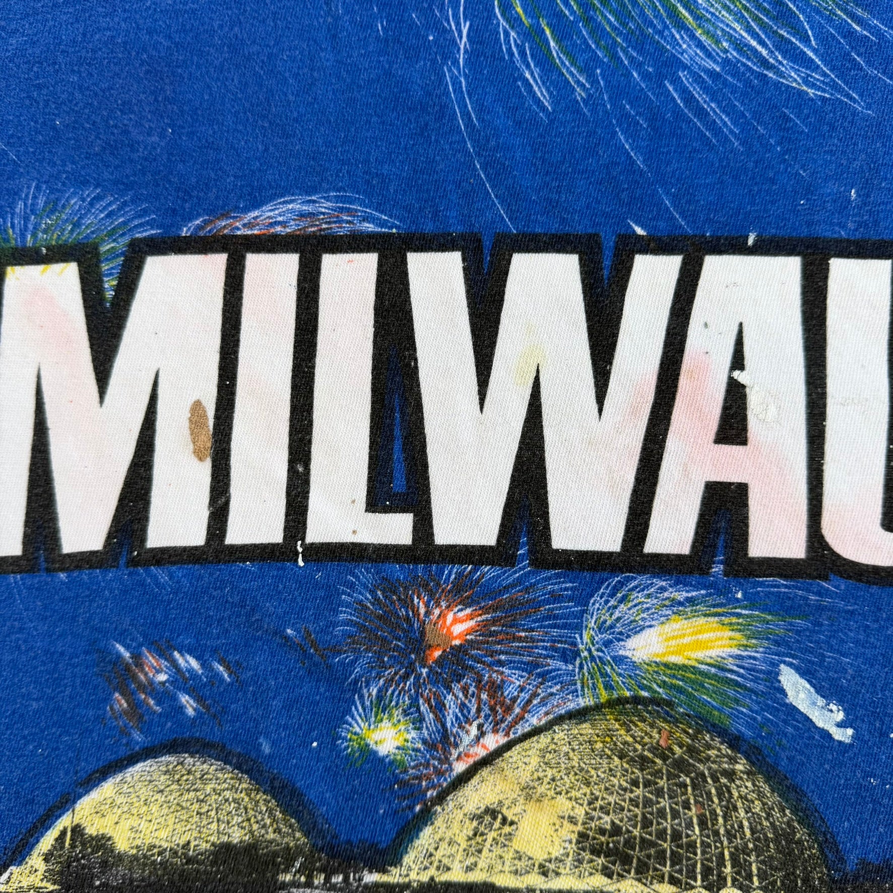 J- Vintage Milwaukee Cityscape All Over Print Single Stitch Tee - XL