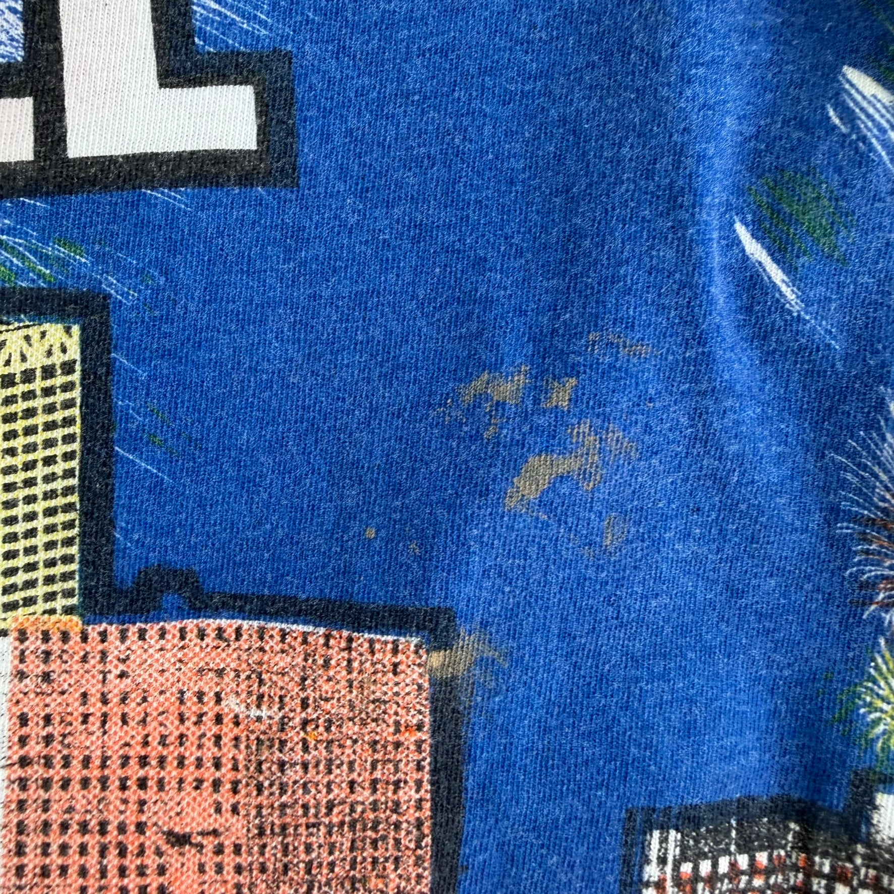 J- Vintage Milwaukee Cityscape All Over Print Single Stitch Tee - XL