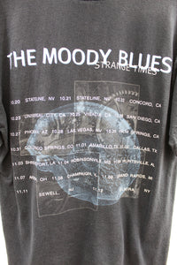 Z - Vintage 1999 The Moody Blues Giants Tag Strange Times Tour Tee