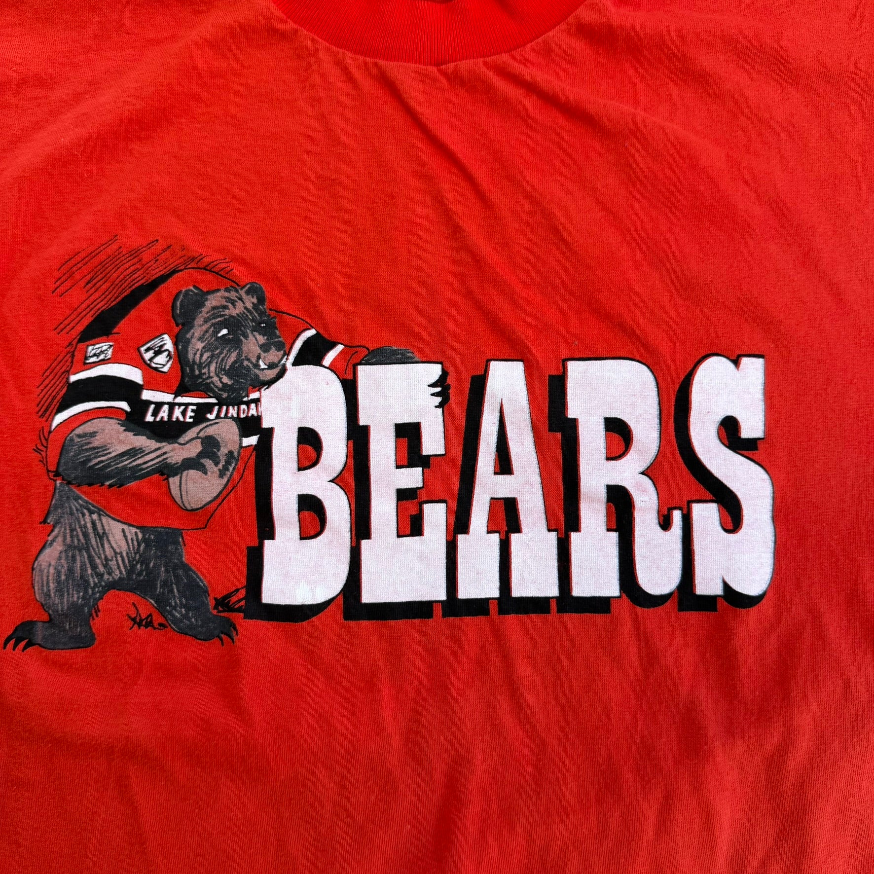 J- Vintage Snowy River Bears Lake Jindabyne Australia Graphic Single Stitch Tee - S
