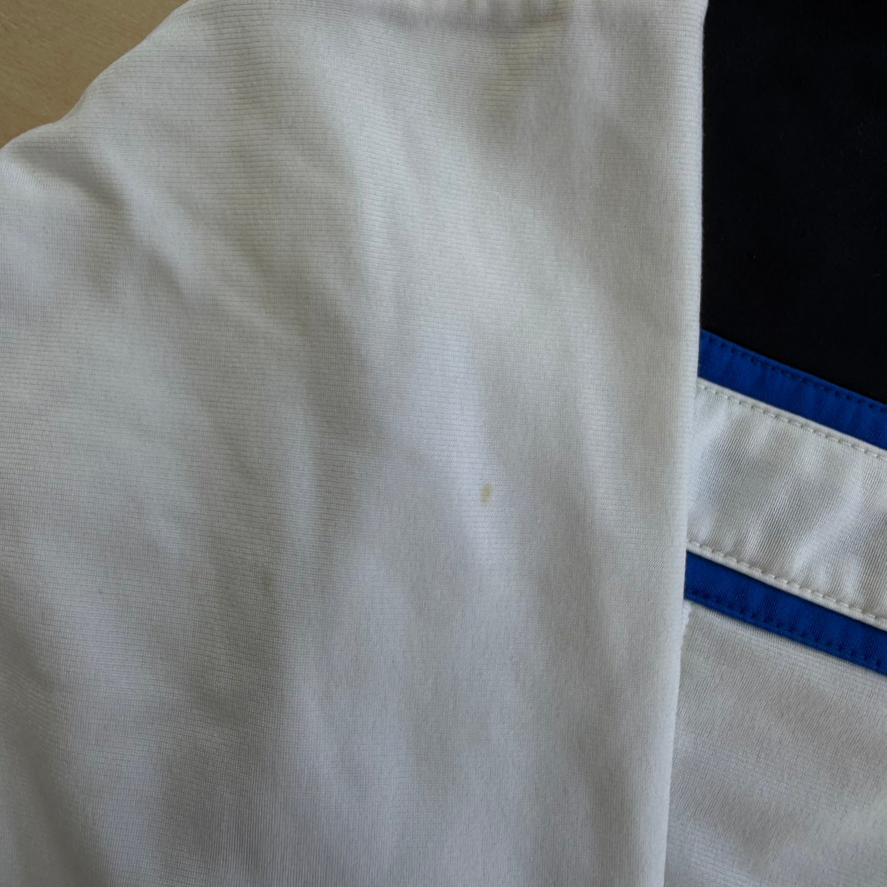 J- Vintage 90s Nike Embroidered Big Swoosh Zip Up Track Jacket - M