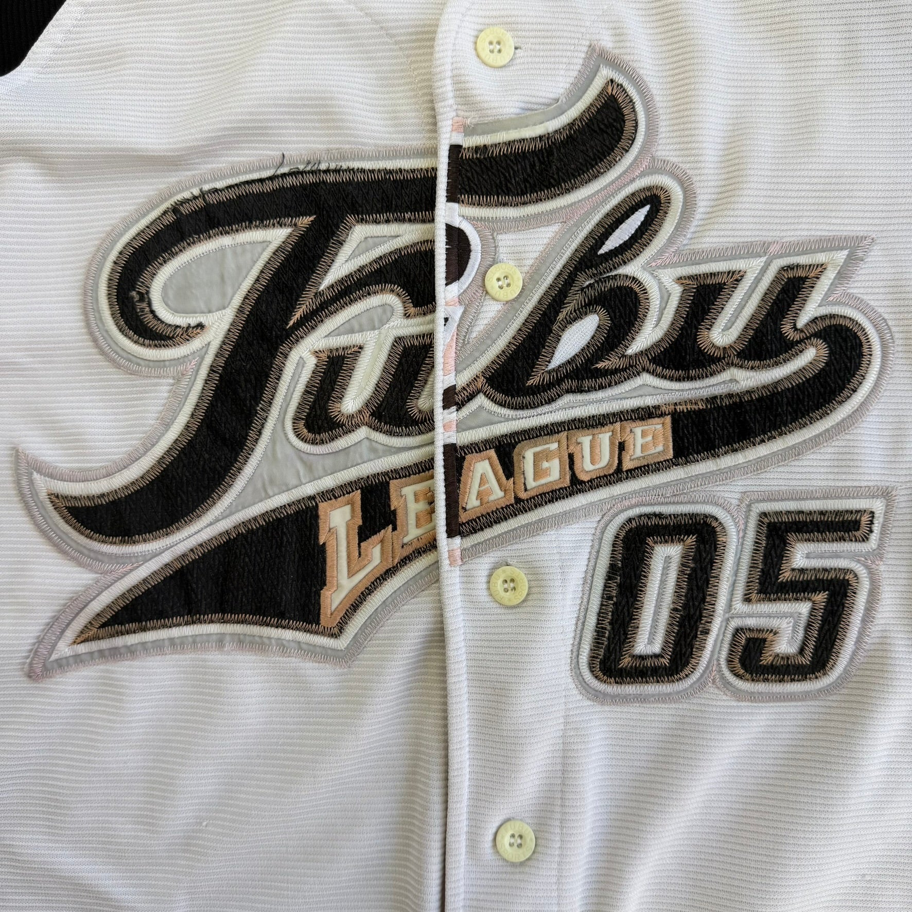J- Vintage Fubu League 05 Embroidered Text Baseball Jersey - L