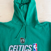J- Vintage Boston Celtics NBA Reebok Embroidered Logo Graphic Hoodie - XL