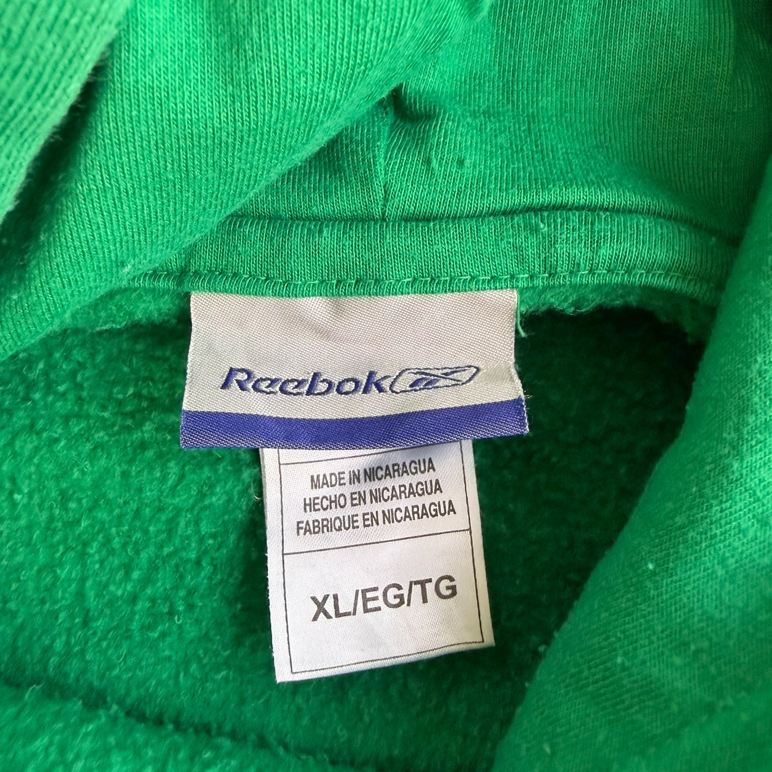 J- Vintage Boston Celtics NBA Reebok Embroidered Logo Graphic Hoodie - XL