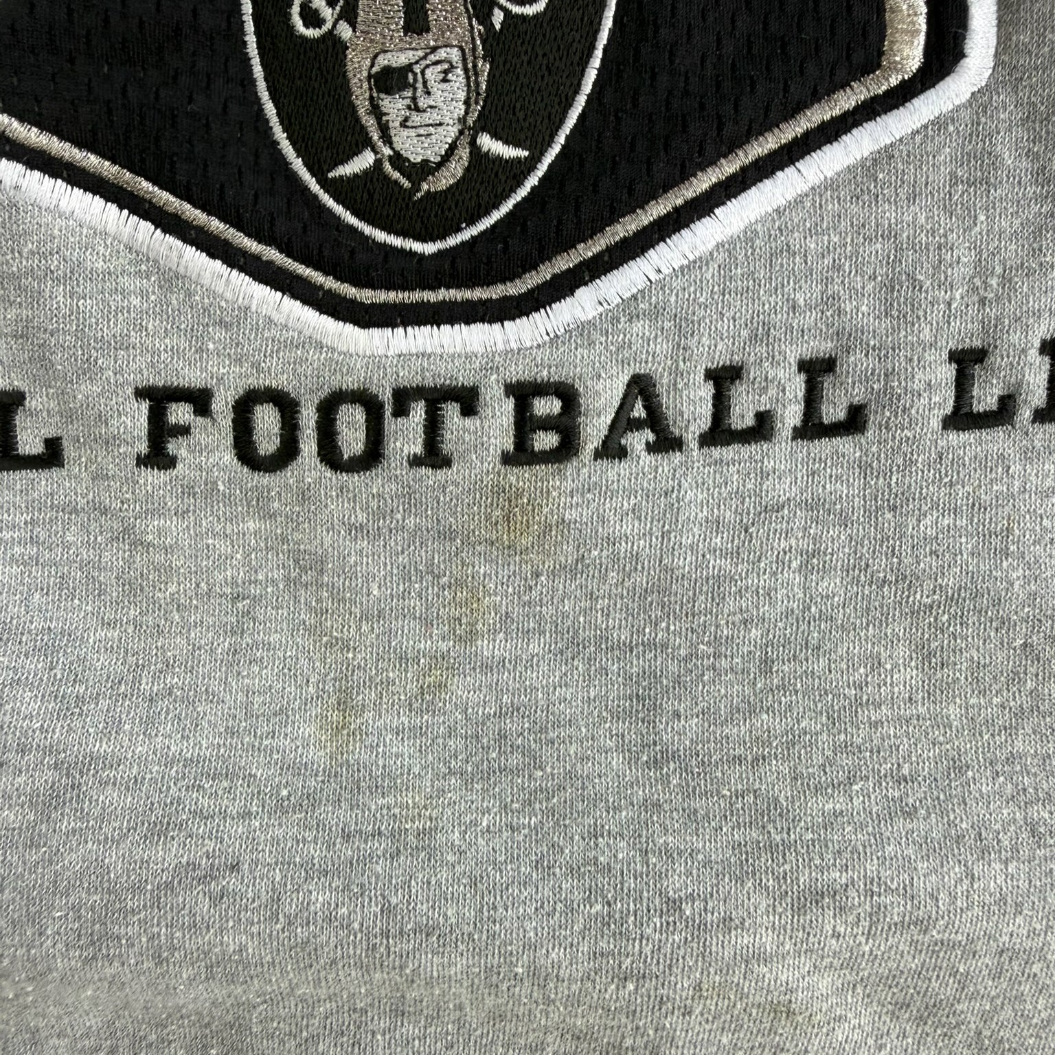J- Vintage Oakland Raiders NFL Lee Embroidered Logo & Text Hoodie - XL