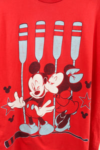 Z - Vintage Single Stitch Disney Mickey & Minnie Graphic Tee