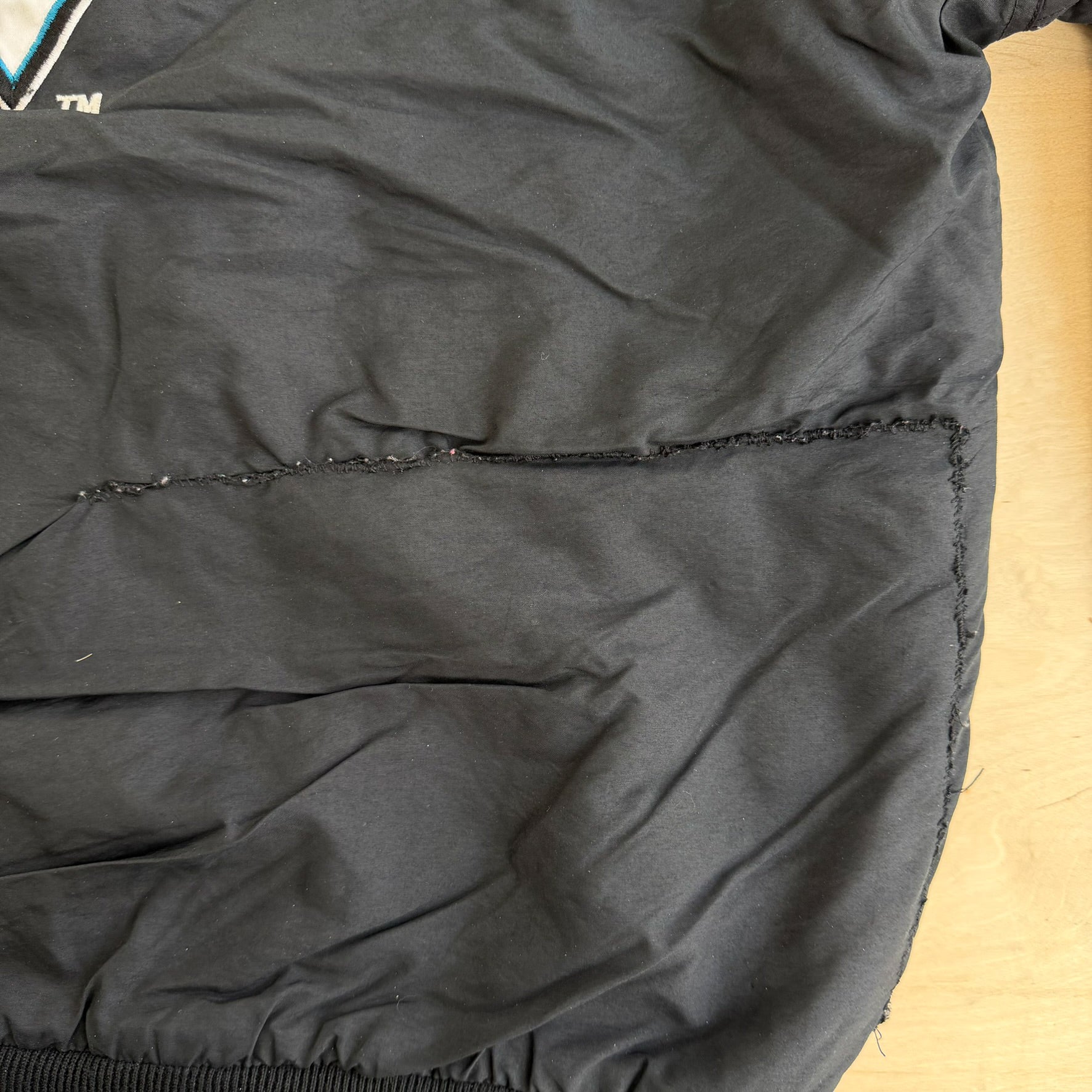 J- Vintage San Jose Sharks NHL Starter Hooded Zip Up Winter Jacket - XL