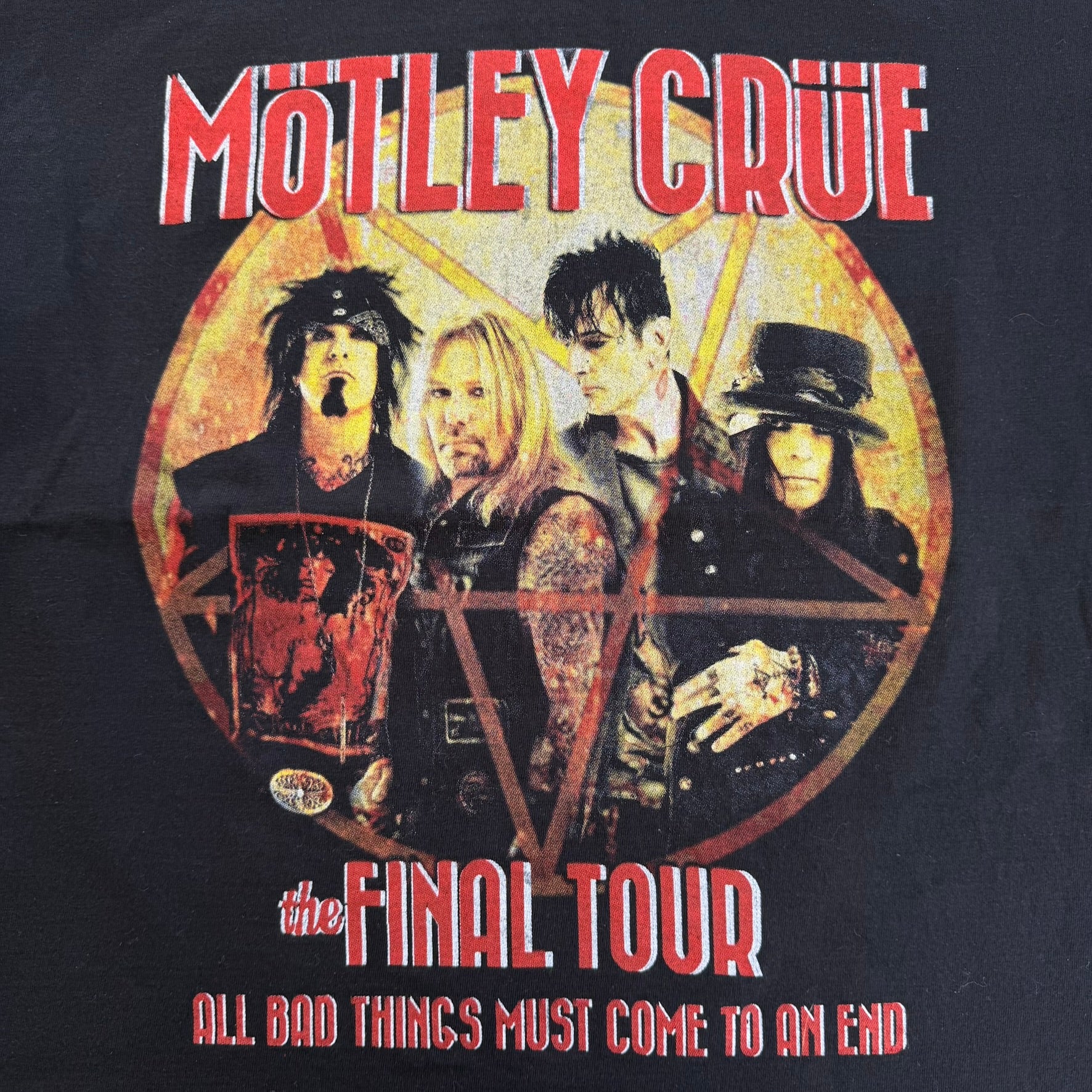J- '15 Motley Crue The Final Tour Picture Graphic Tee - L