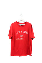 Load image into Gallery viewer, Z - Vintage 1997 Lee NHL Detroit Red Wings Stanley Cup Champs Embroidered Script Tee
