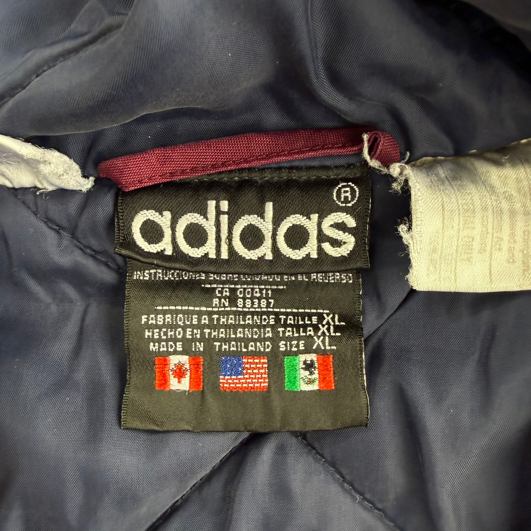 J- Vintage Adidas Maroon/Navy Hooded Zip Up Winter Jacket - XL