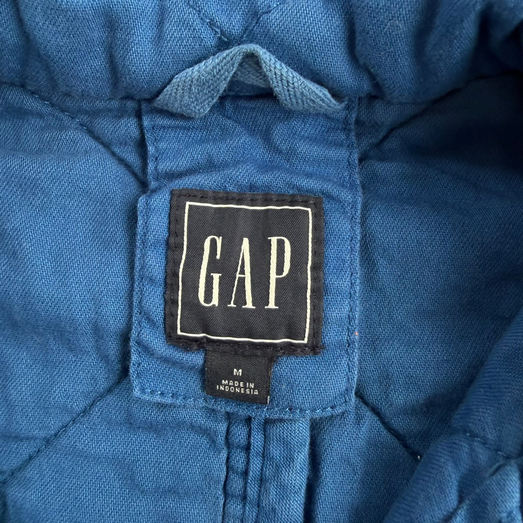 J- Vintage 90s Gap Blue Quilted Mock-Neck Zip Up Jacket - M