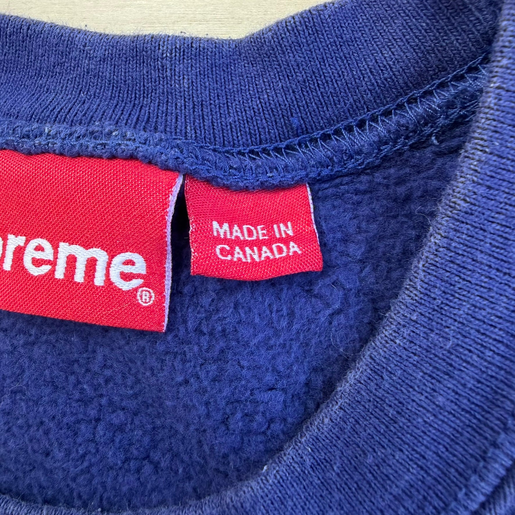 J- Supreme FW21 Cat Rolling Dice Embroidered Graphic Crewneck - L