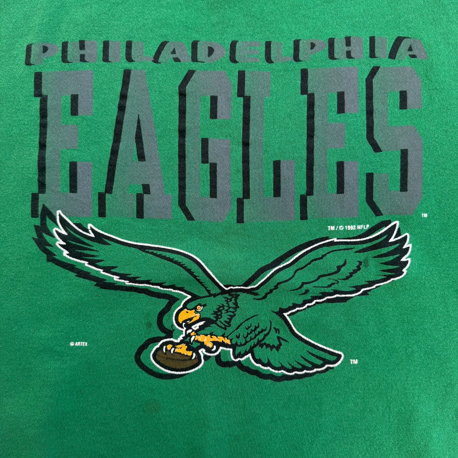 J- Vintage '92 Philadelphia Eagles NFL Kelly Green & Old Logo Made In USA Crewneck - XL