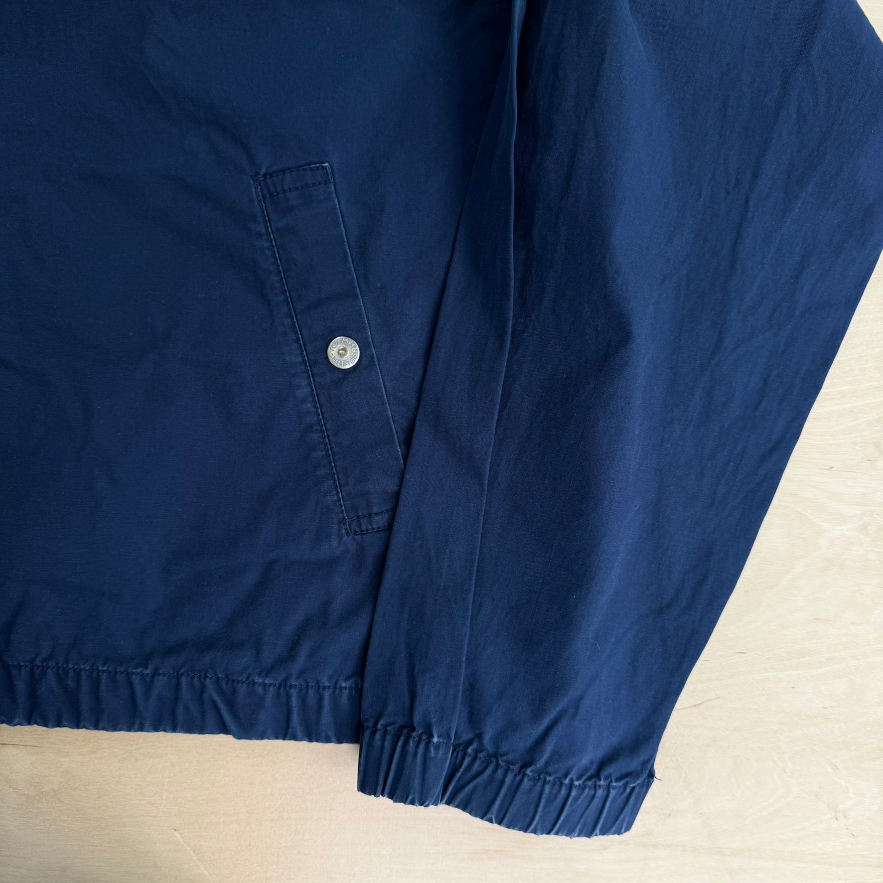 J- Vintage Tommy Hilfiger Embroidered Crest Navy Harrington Lightweight Jacket - XL