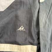 J- Vintage Oakland Raiders NFL Apex One Embroidered Logo Lightweight Zip Up Jacket - XL
