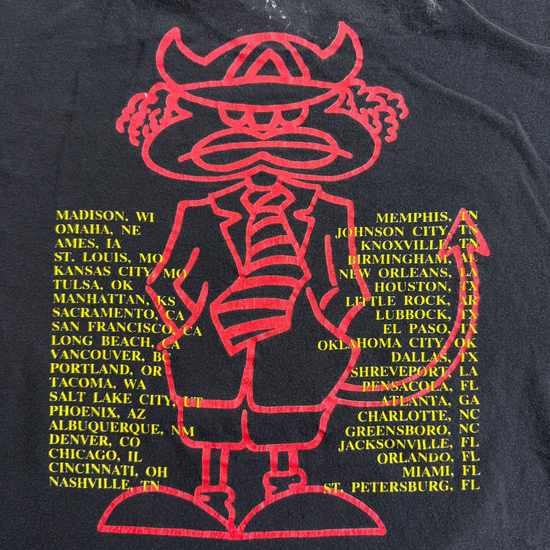 J- Vintage '90 AC/DC The Razor's Edge Tour Graphic Made In USA Single Stitch Brockum Tag Tee - L