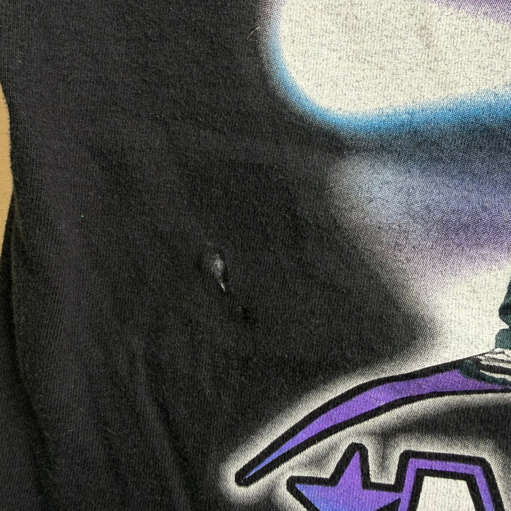 J- Vintage '99 NSYNC Concert Picture Graphic  Tee - M