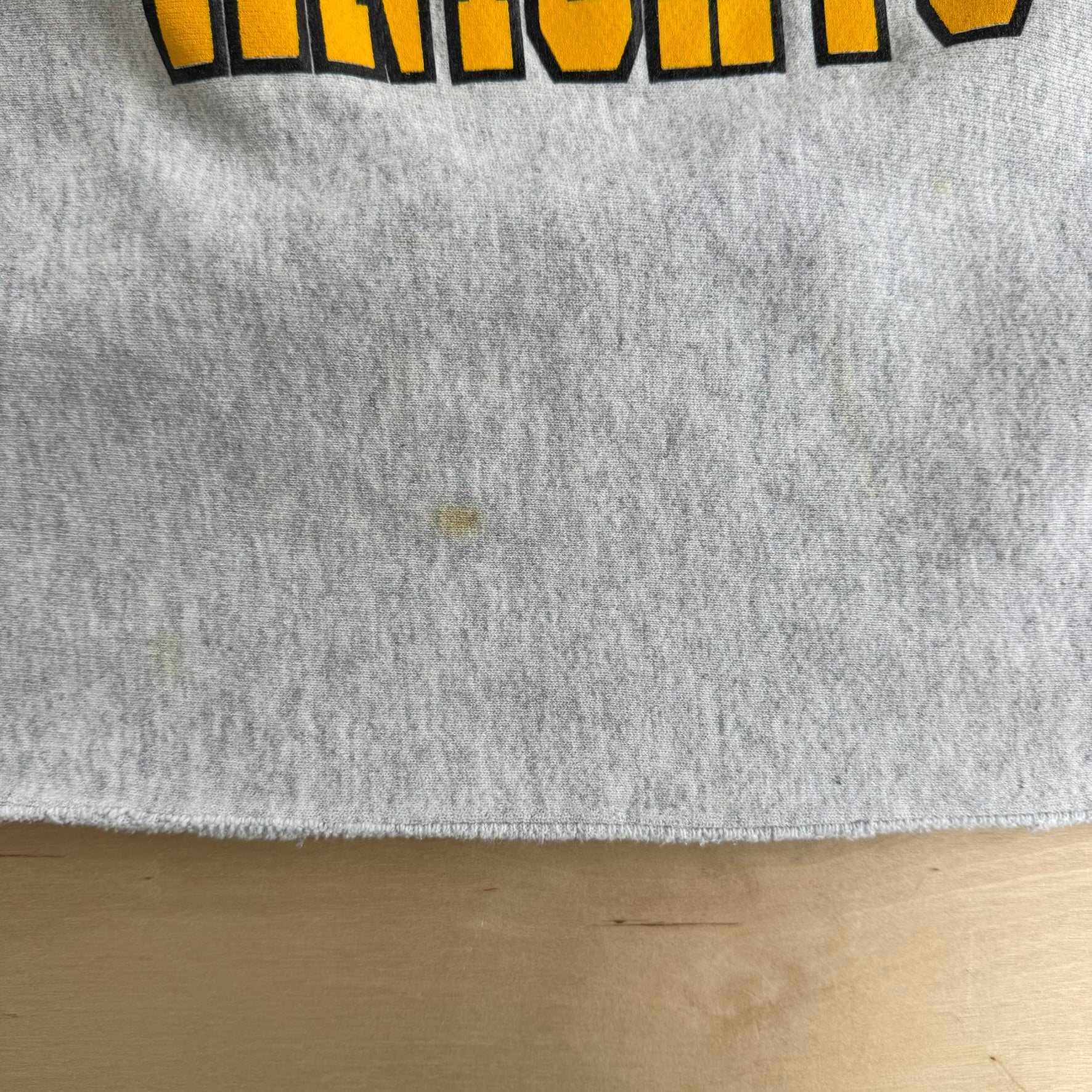 J- Vintage Lee Made In USA Southeast Knights Text Cropped Crewneck - XL