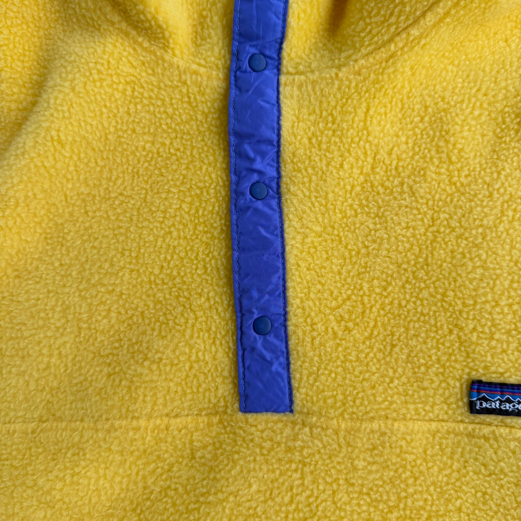 J- Vintage Patagonia Synchilla Yellow Made In USA Polar Fleece - XL