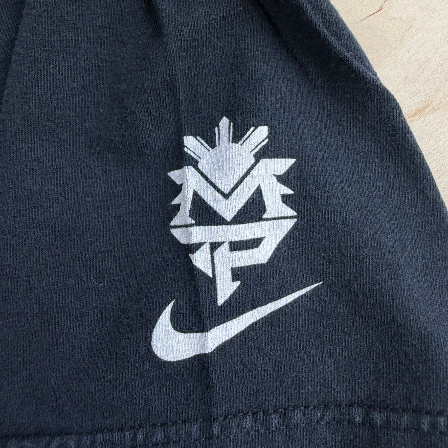J- Vintage Y2K Nike Manny Pacquiao Graphic Tee - XL