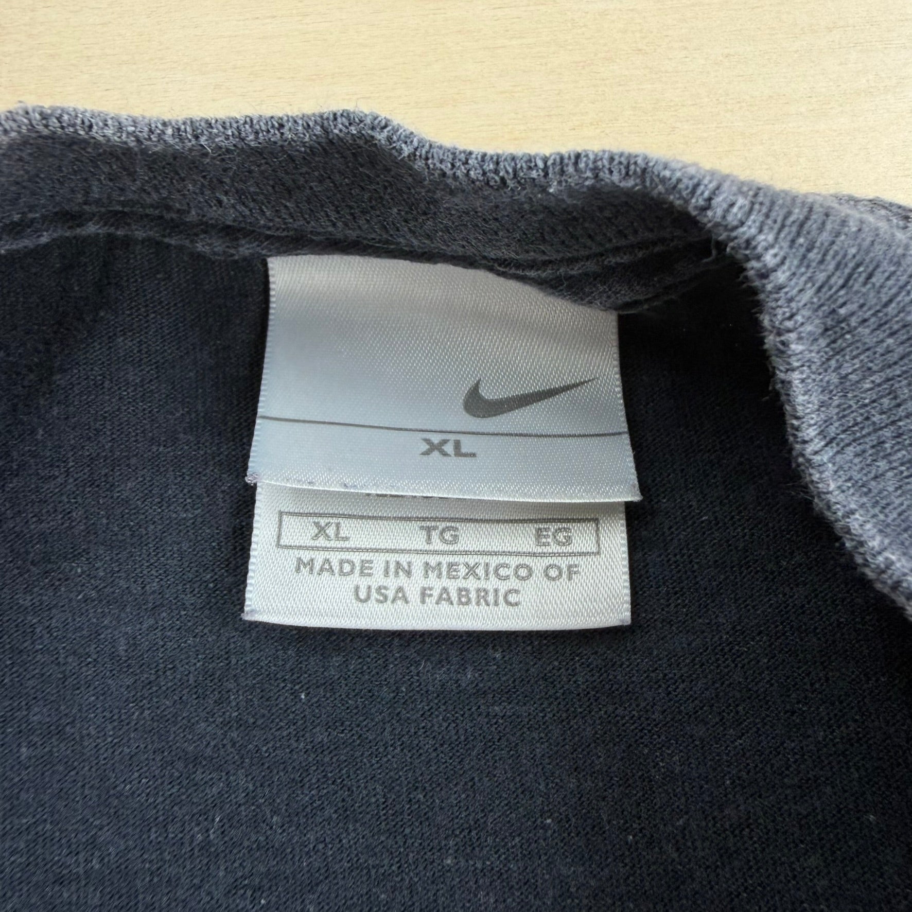 J- Vintage Y2K Nike Manny Pacquiao Graphic Tee - XL