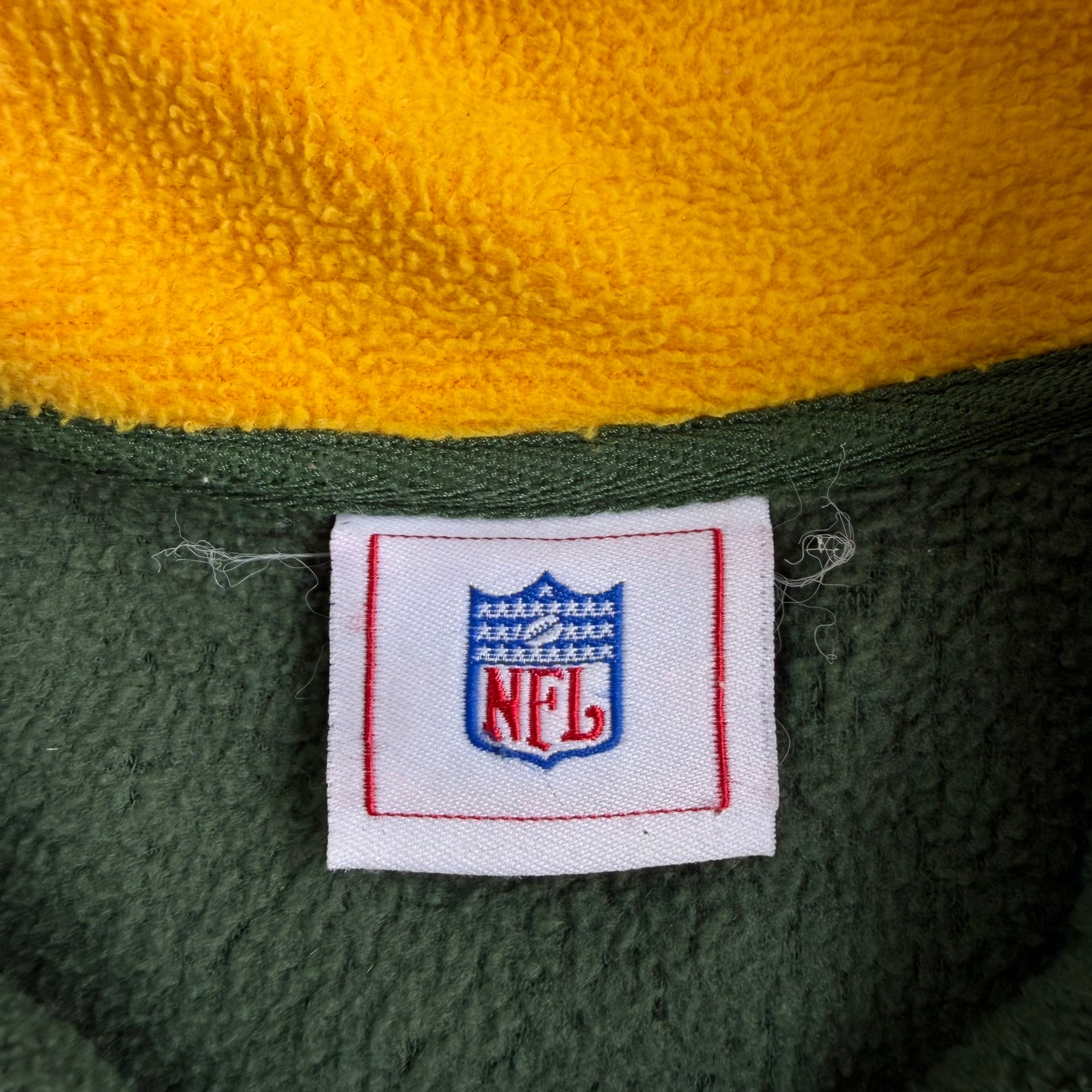 J- Vintage Green Bay Packers NFL Embroidered Logo Quarter Zip Polar Fleece - XL