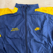 J- Vintage 90s Nike Michigan Basketball Embroidered Swoosh & Text Made In USA Zip Up Lightweight Jacket - M